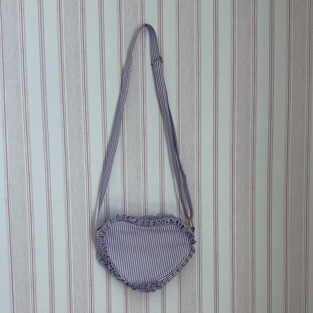 Striped Heart-Shaped Shoulder Bag